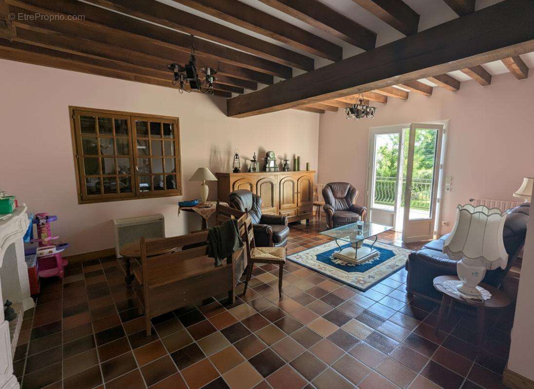Propriété 9 pieces 6 chambres 4612m2 terrain arboré - photo 4