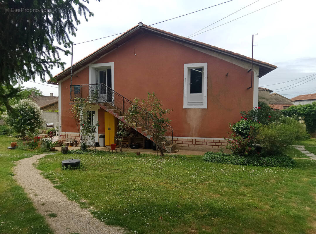 Maison à ROM