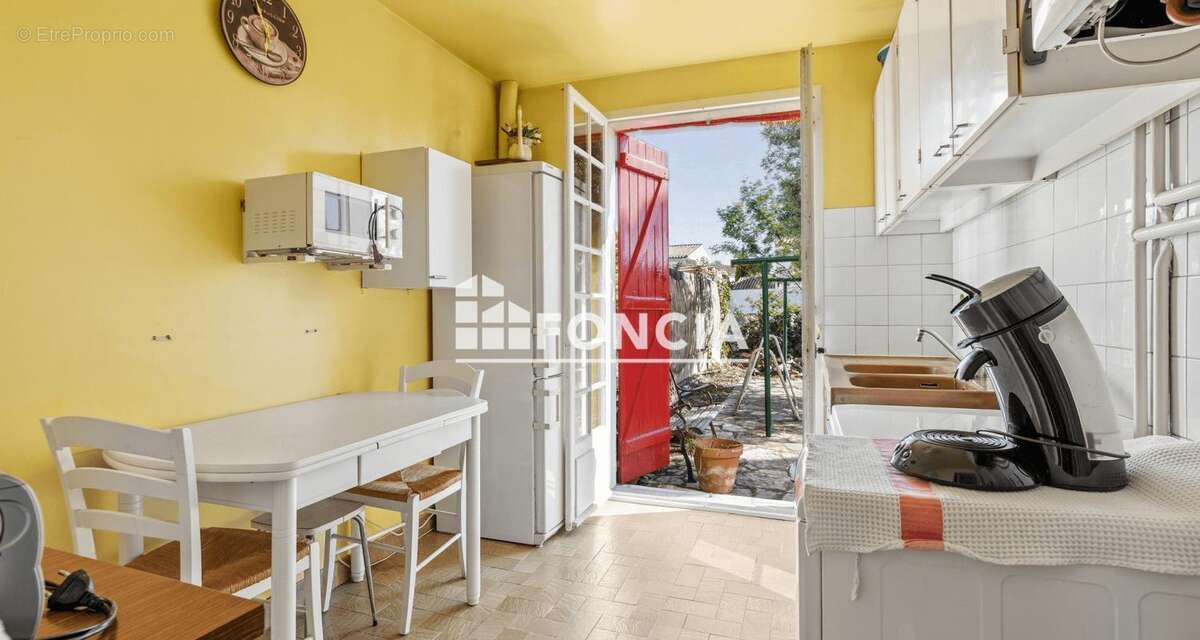 Béziers – Maison T4 traversante avec jardin arboré, au calme et proche commodités - photo 5