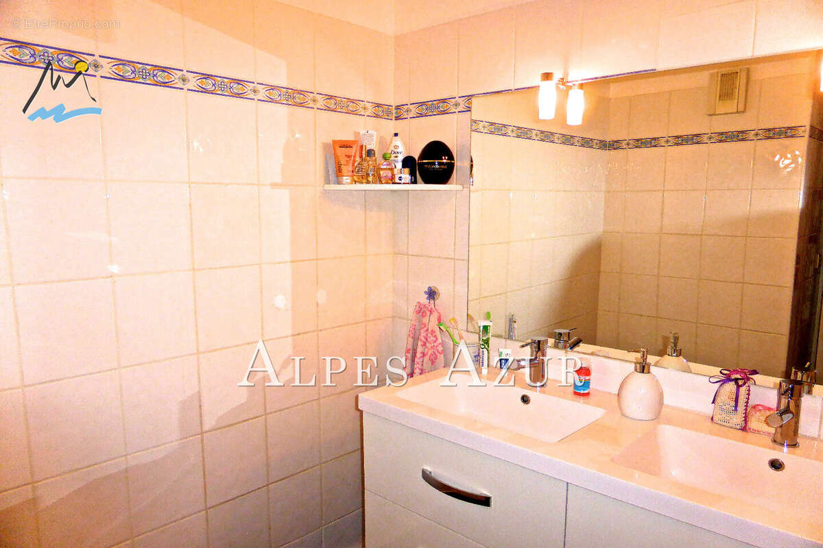 Appartement à CAGNES-SUR-MER