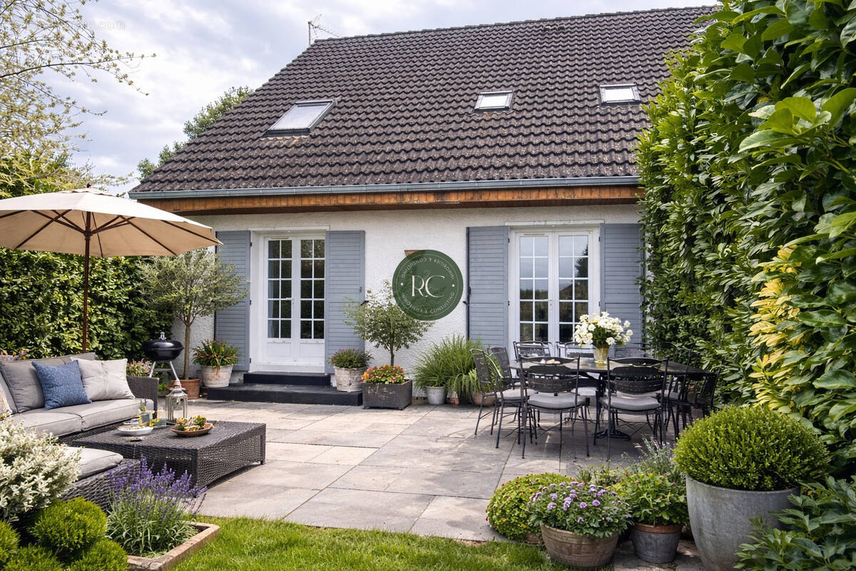 Maison à LONGVIC
