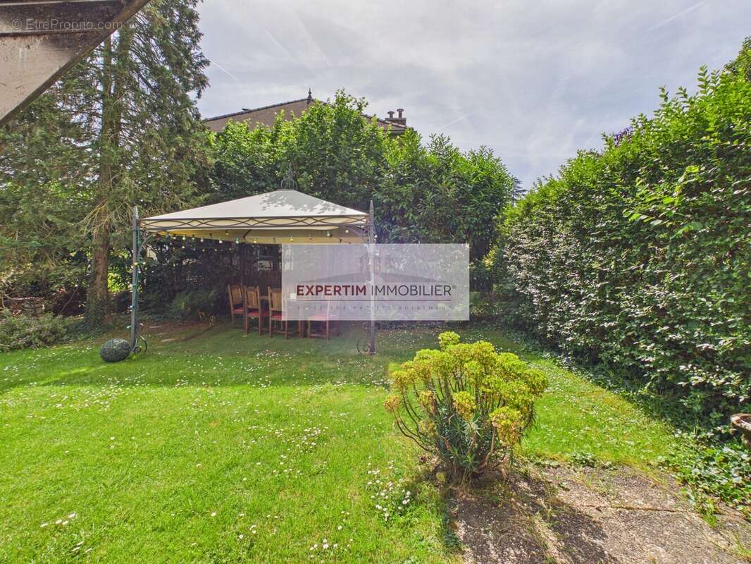 Appartement à CHAVILLE