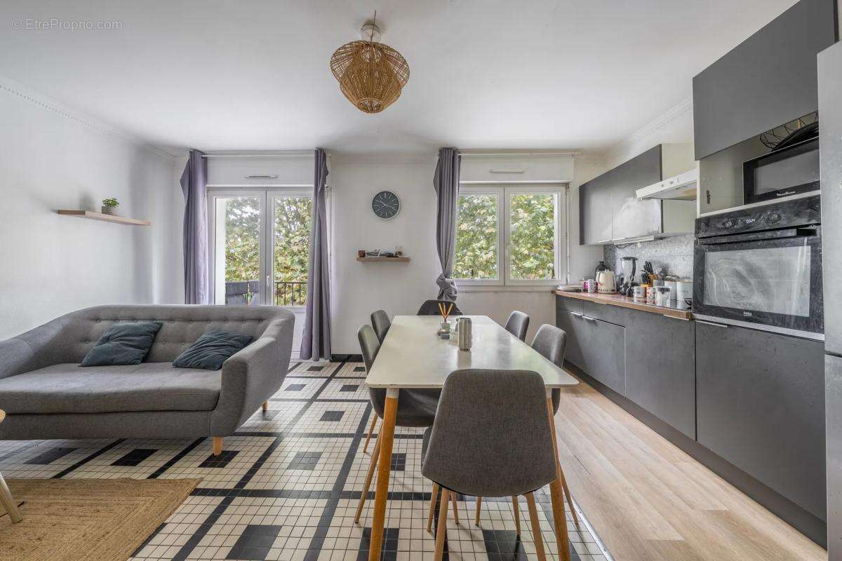 Appartement à BORDEAUX