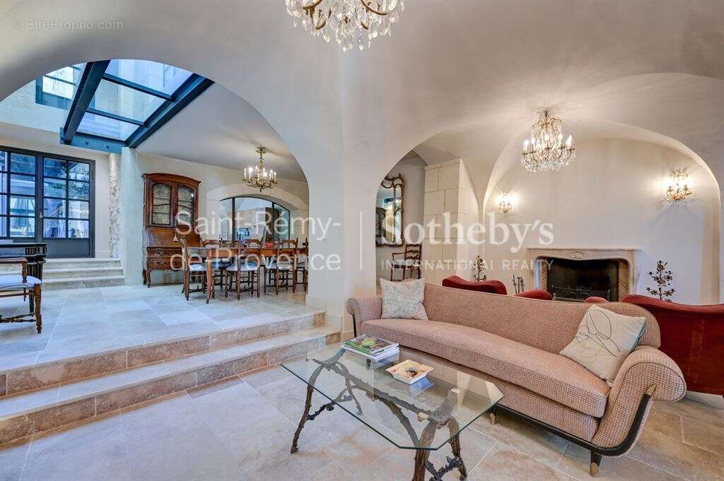 Maison à SAINT-REMY-DE-PROVENCE