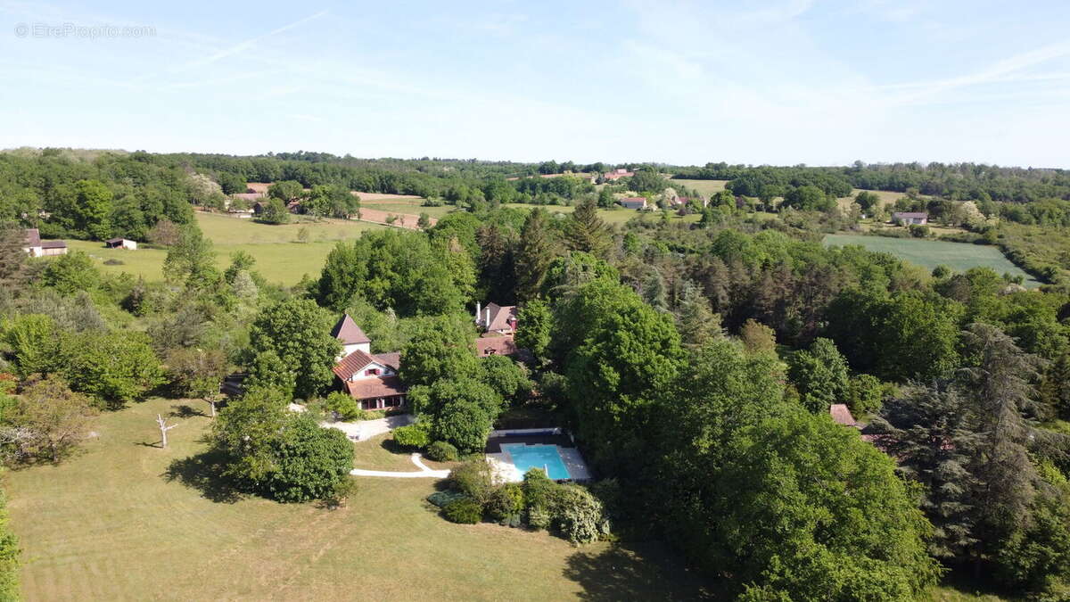 DJI0896 - Maison à SAINTE-ALVERE