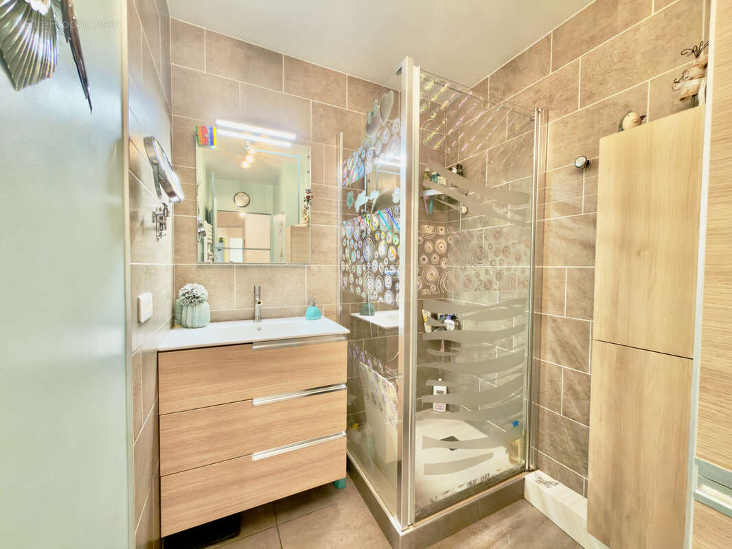 Appartement à MEYTHET