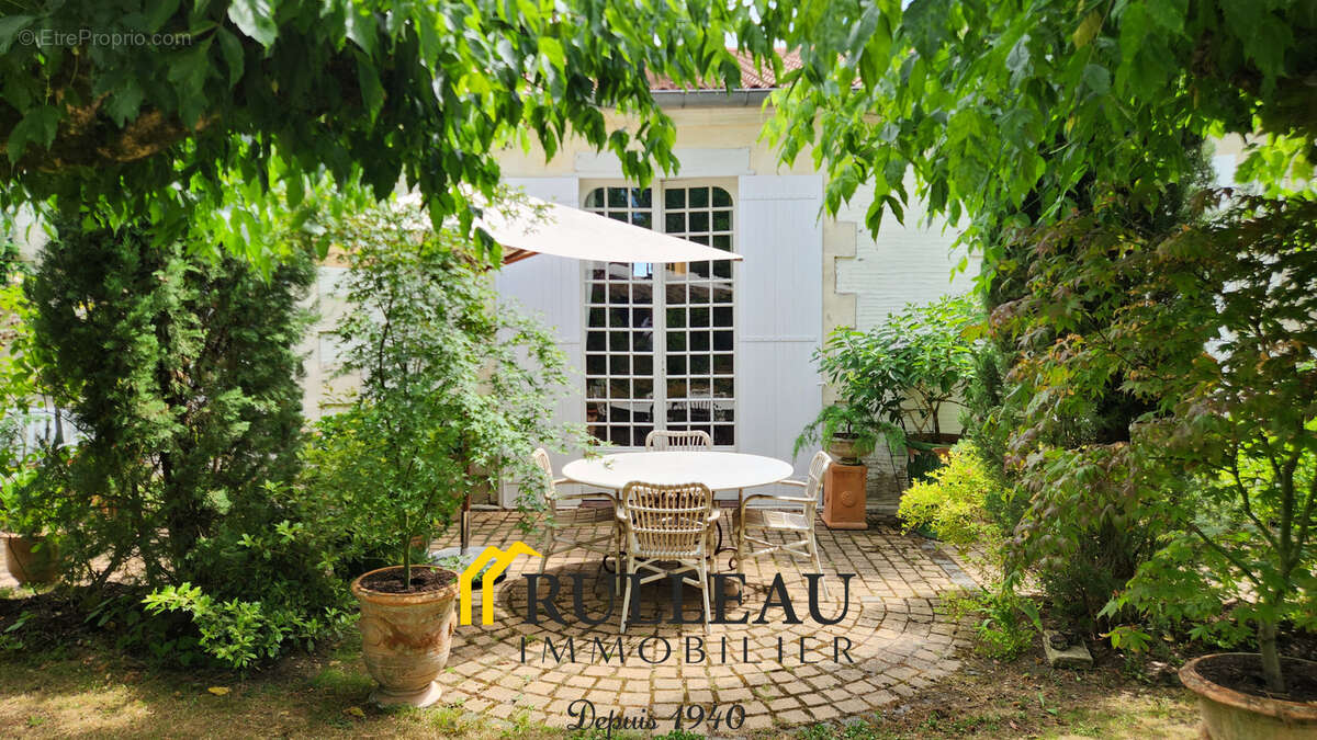 Maison à CAVIGNAC
