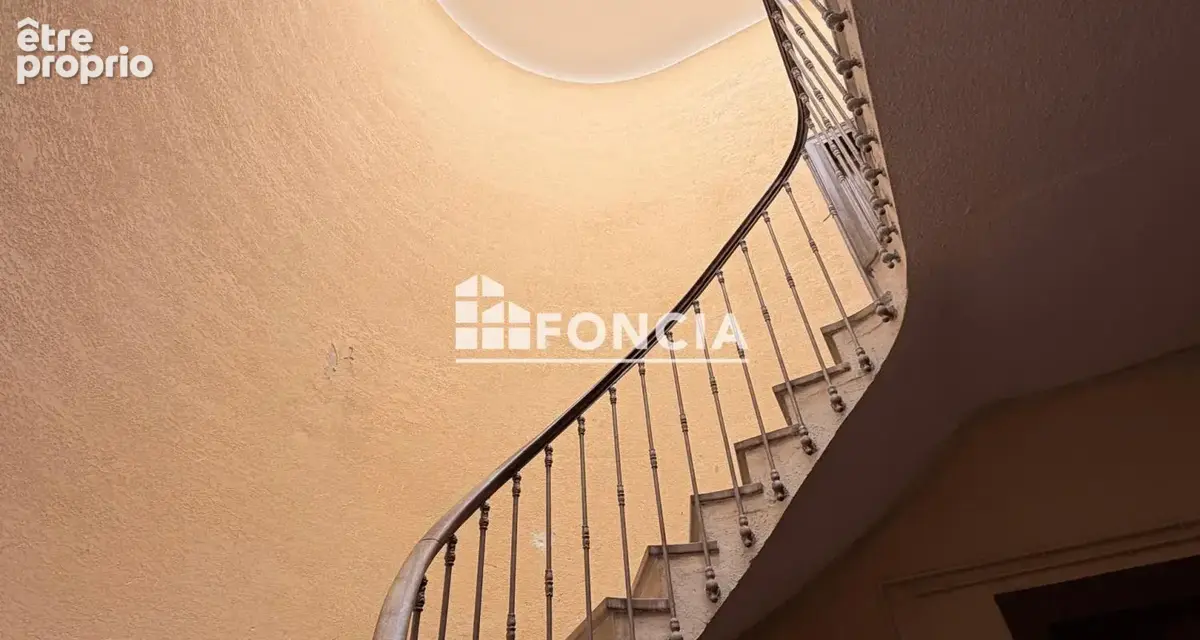 Montpellier écusson  t4 de caractère avec balcon et grande cave - photo 9