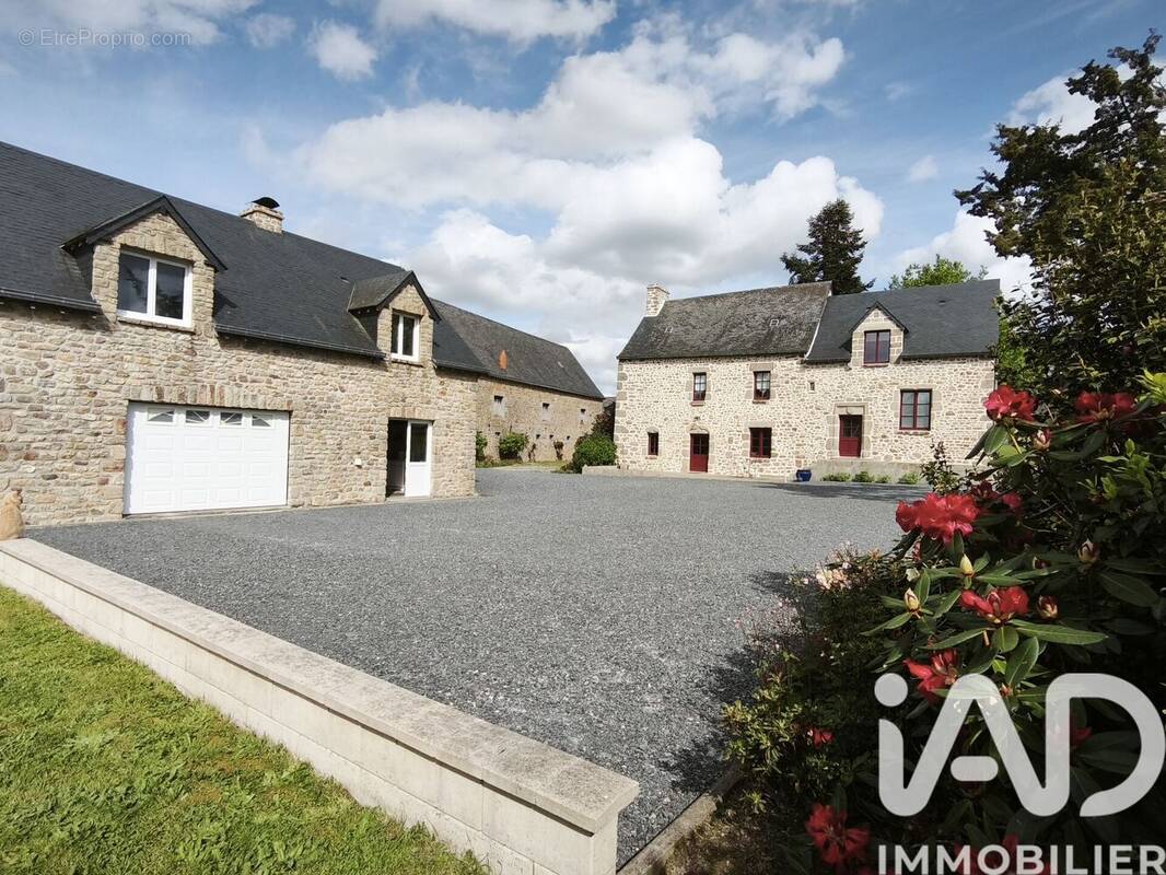 Photo 1 - Maison à COMMER