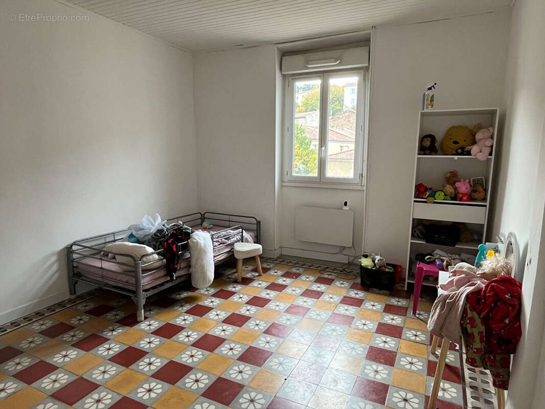 Appartement à BESSEGES