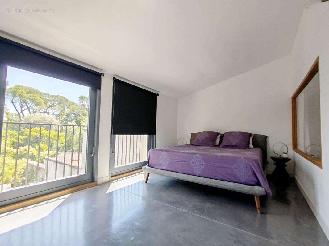 Sublime Maison d'architecte Saint Maximin La Sainte Baume 190 m2 avec terrasse et garage - photo 8