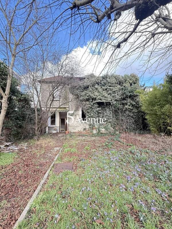 Maison à SAINT-MAUR-DES-FOSSES