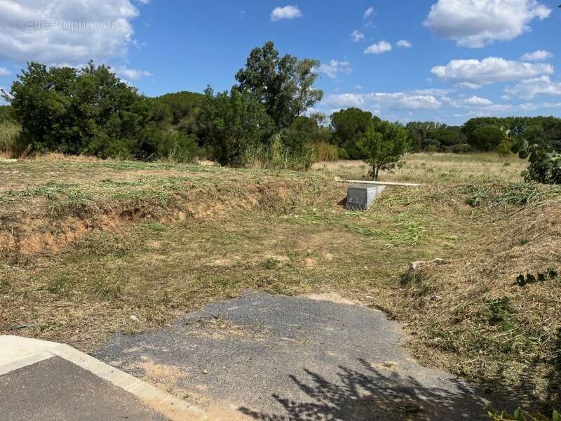 Terrain à BEZIERS