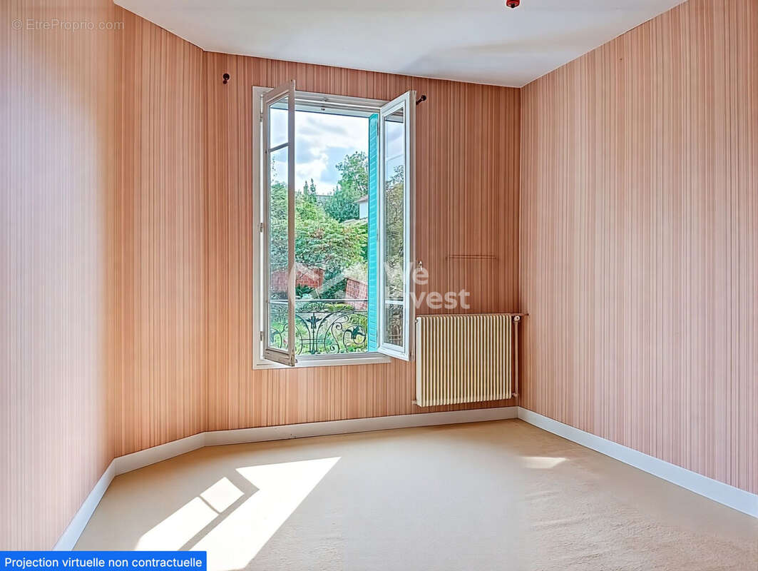 Maison à COUPVRAY