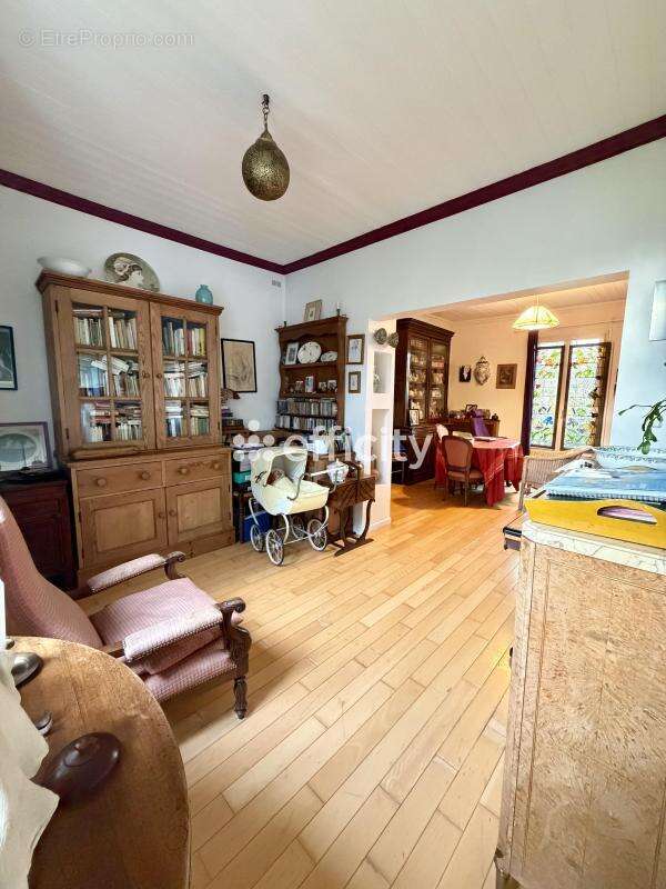 Maison à SUCY-EN-BRIE