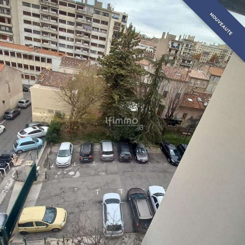 Appartement à MARSEILLE-4E