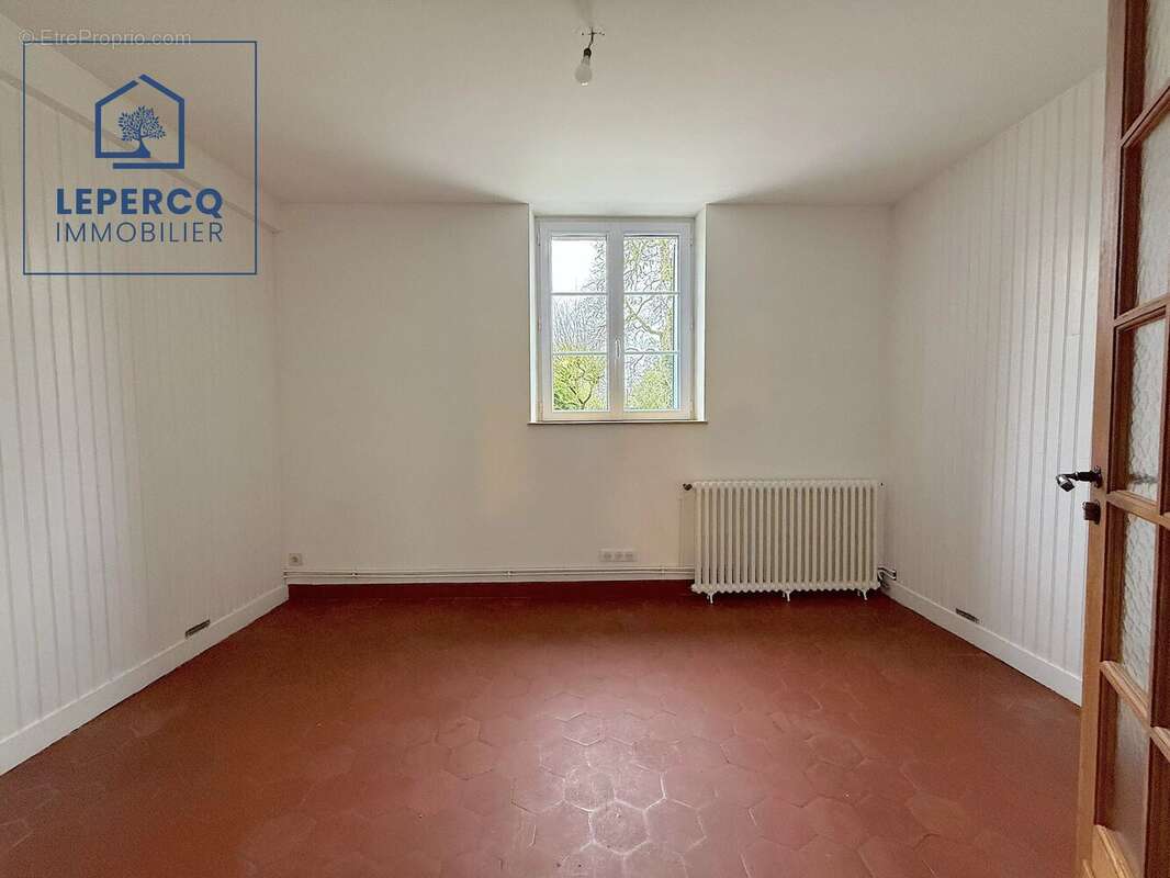 Maison à NANTEUIL-LE-HAUDOUIN