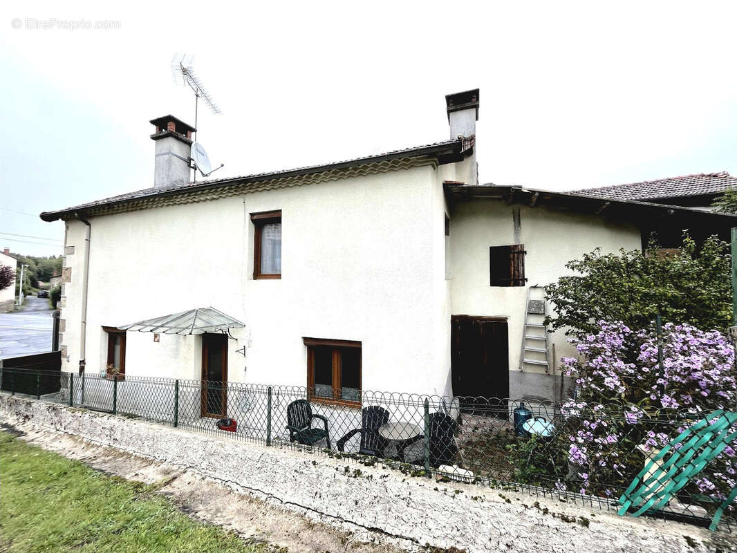 Maison à LA CHAPELLE-AGNON