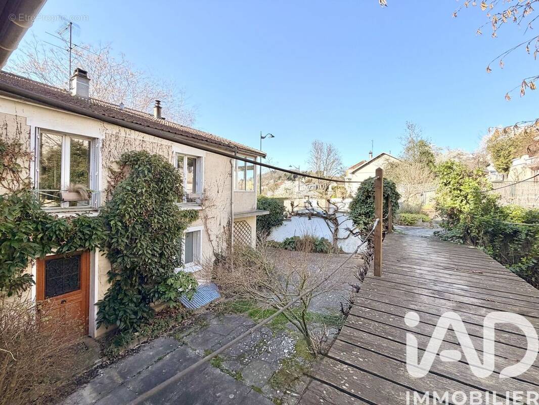 Photo 1 - Maison à LE PLESSIS-ROBINSON