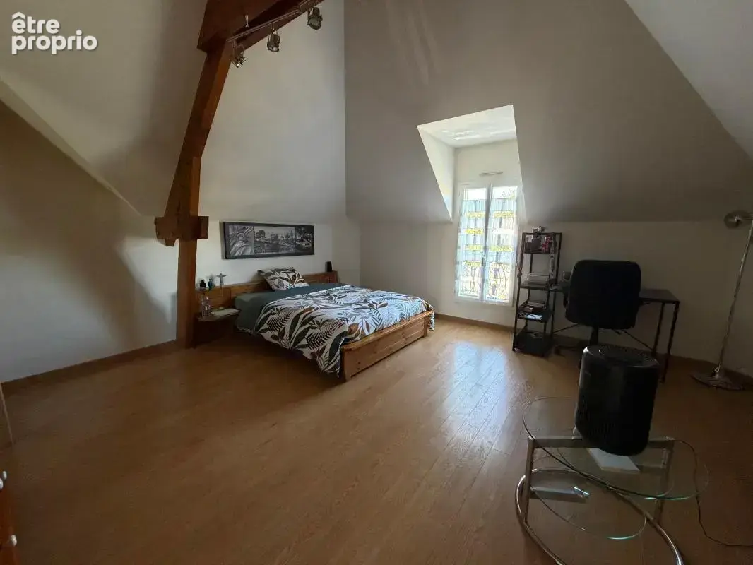Auvers-sur-oise - exclusivité - maison 245m² sur terrain de 1623m² - 5 chambres - dépendance indépendante - photo 9
