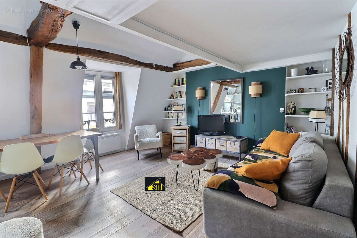 Appartement à PARIS-6E