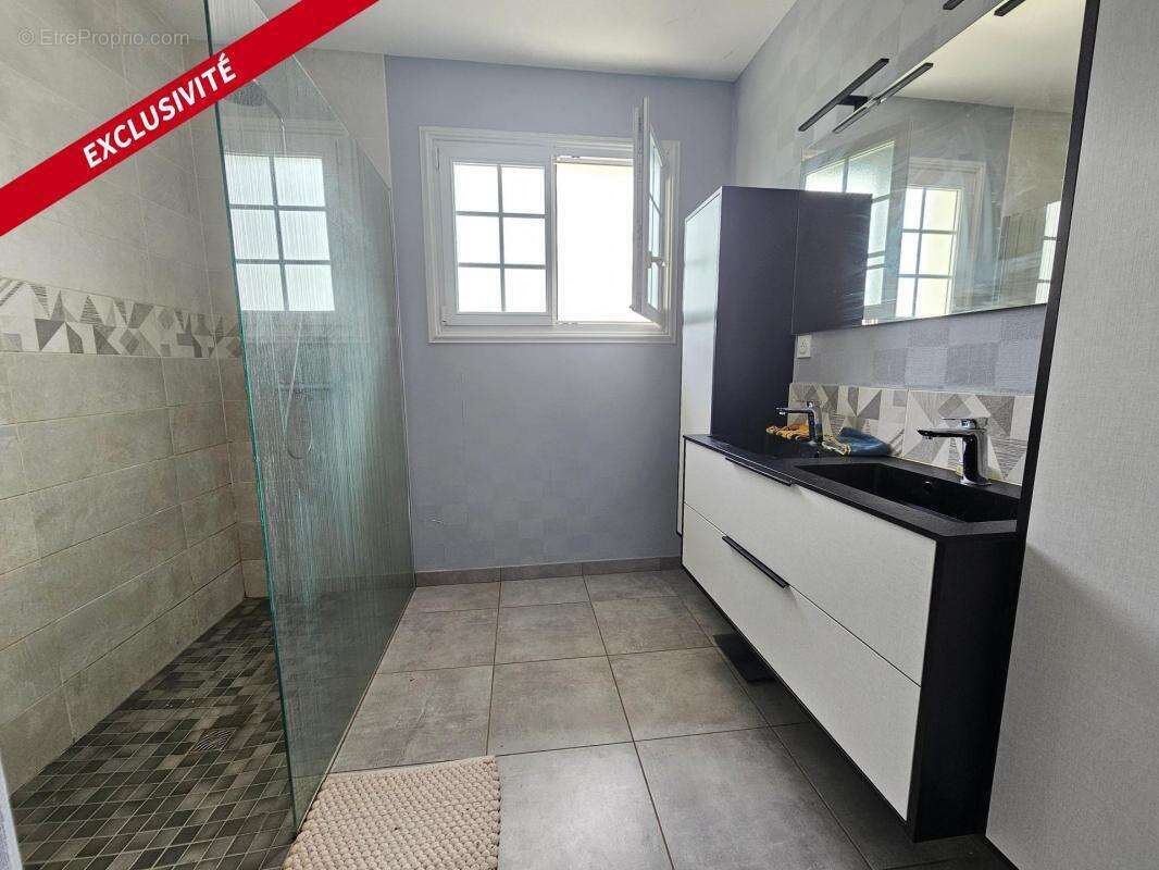 Maison à MONTREUIL-BELLAY