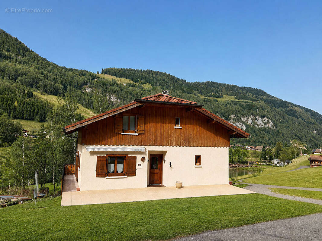 Maison à BELLEVAUX