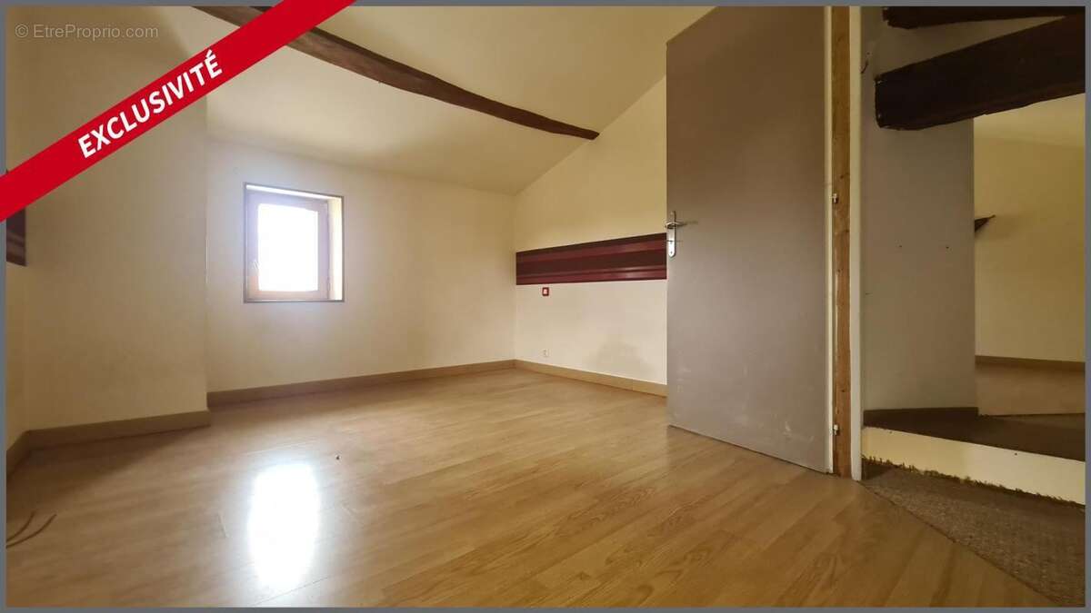 2/3 chambres, 1 bureau. Be lespace en pelouse avec garage - photo 9
