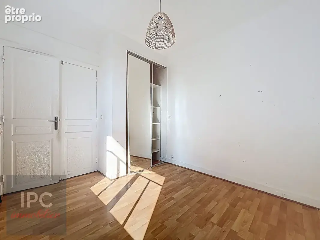 BOIS COLOMBES - 2 pièces - 36.37m² - photo 2