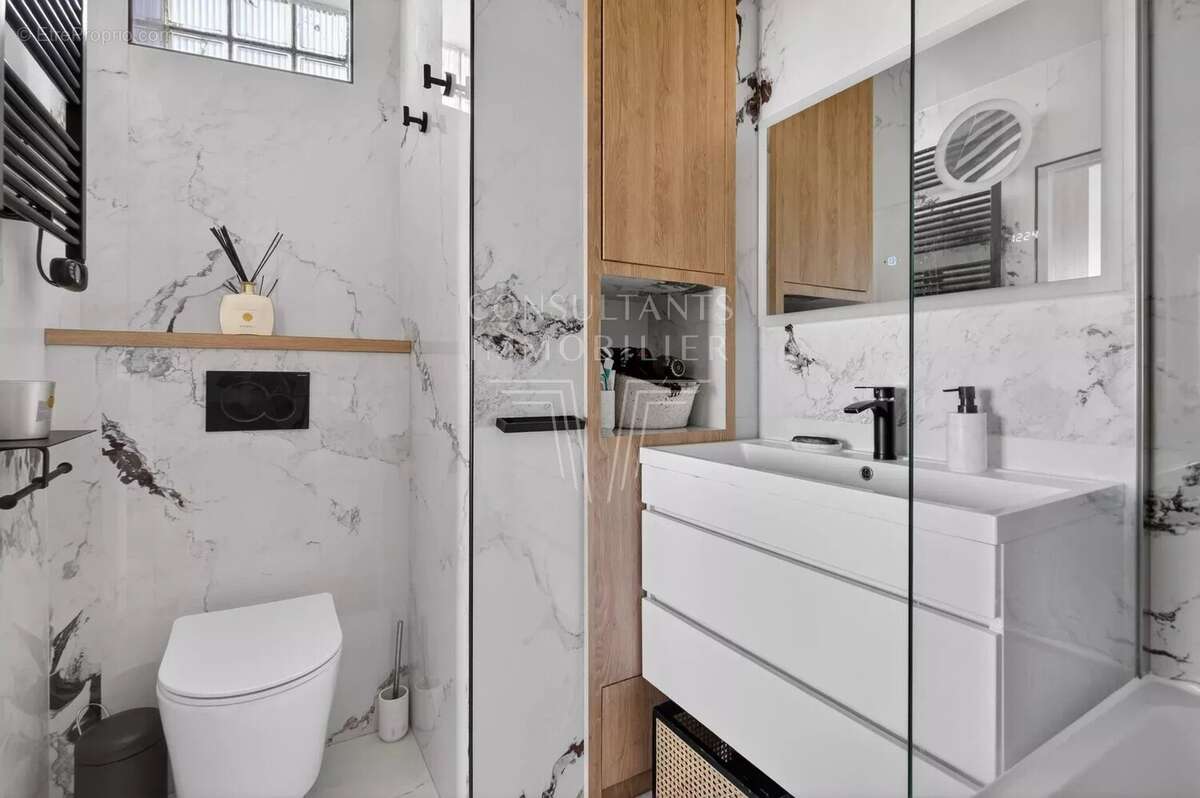 Appartement à NEUILLY-SUR-SEINE