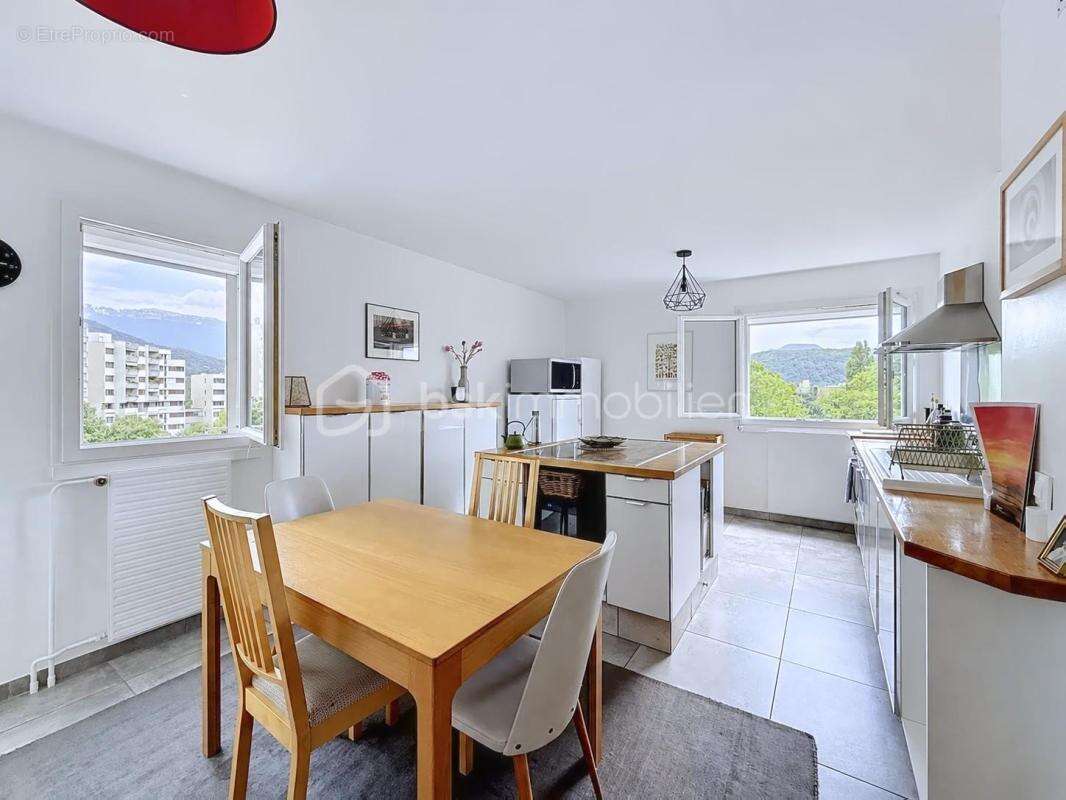 Appartement à ECHIROLLES