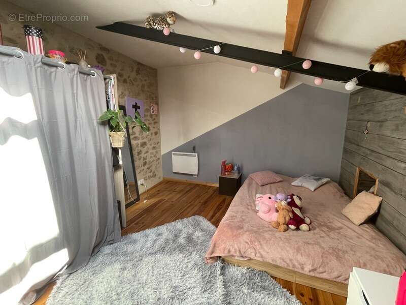 Maison de charme avec deux granges et cour intérieur 1370 m2 - photo 22