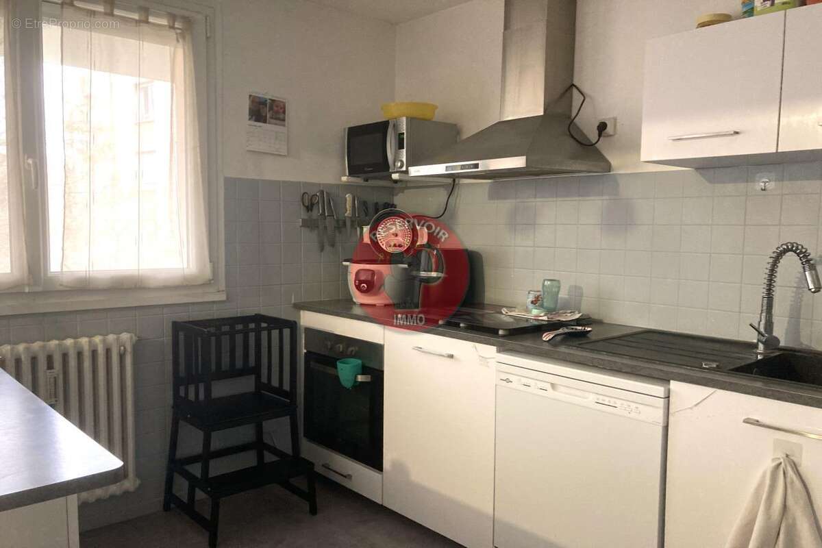 Appartement à CHENOVE