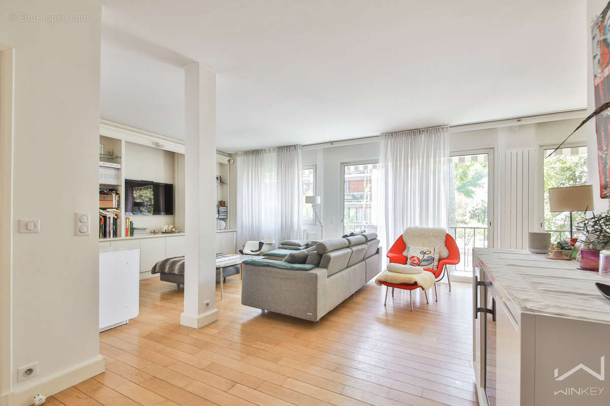 Neuilly-sur-Seine — Quartier Chézy — Rare 3 chambres de 106 m2 dans un écrin de verdure - photo 3