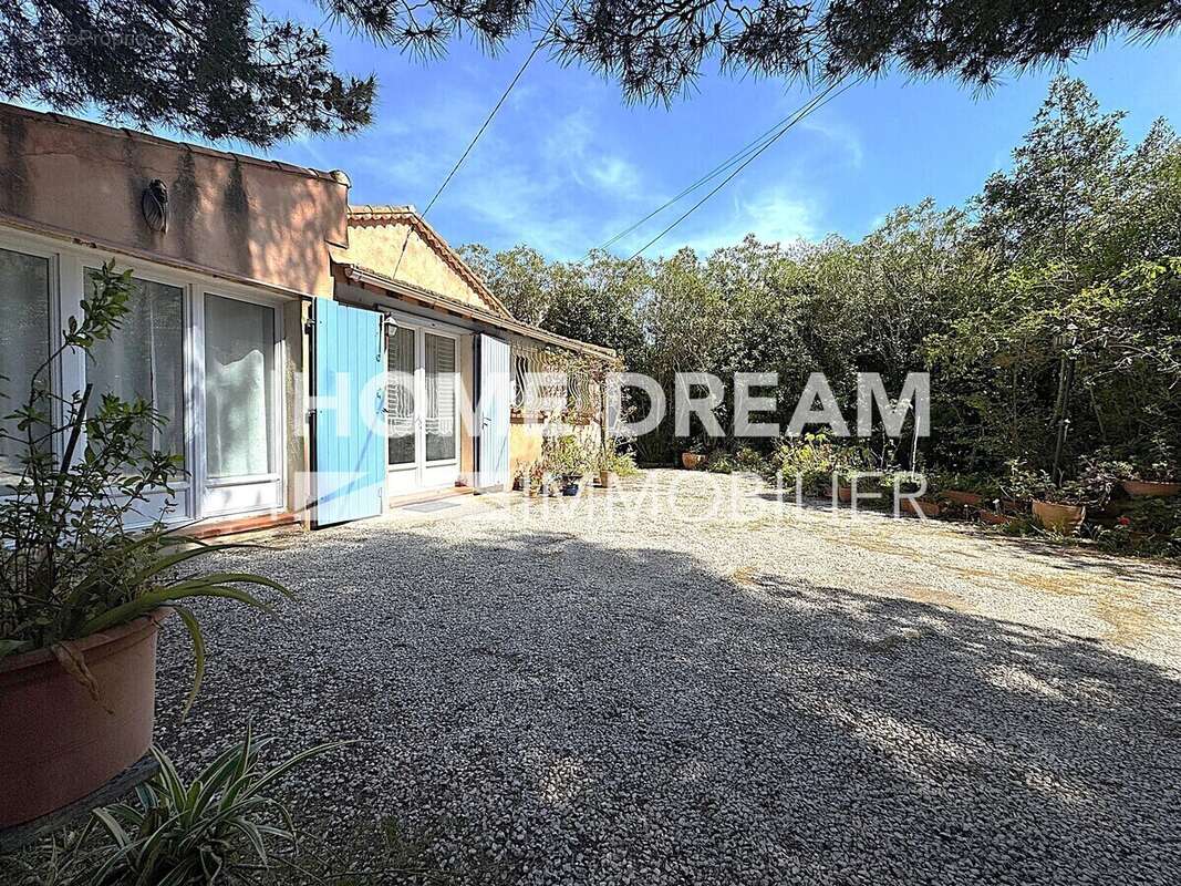 Maison à SIX-FOURS-LES-PLAGES