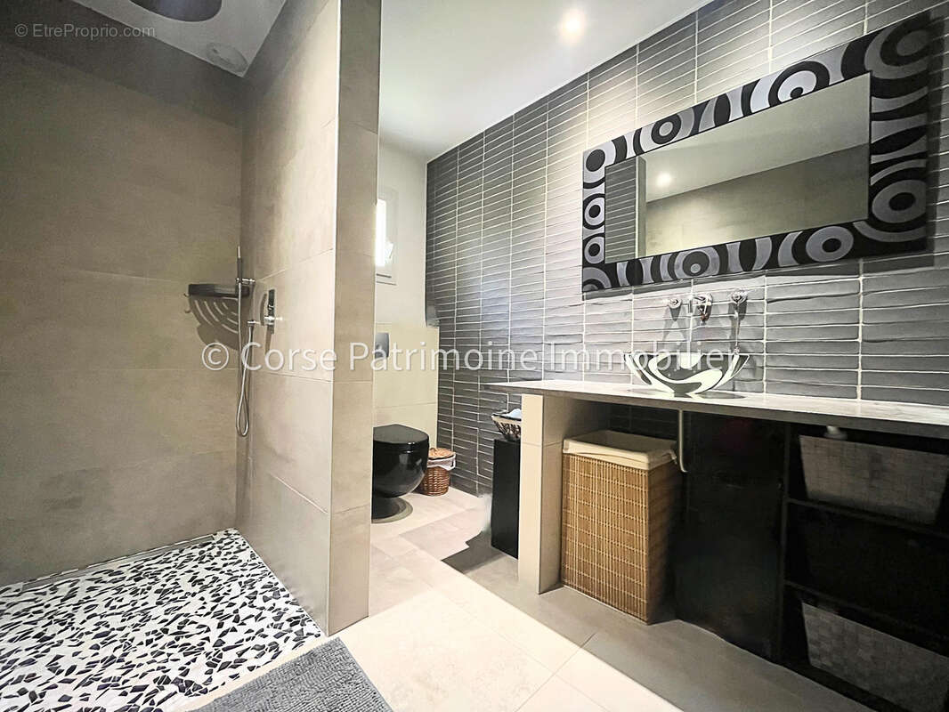 Maison à PORTO-VECCHIO