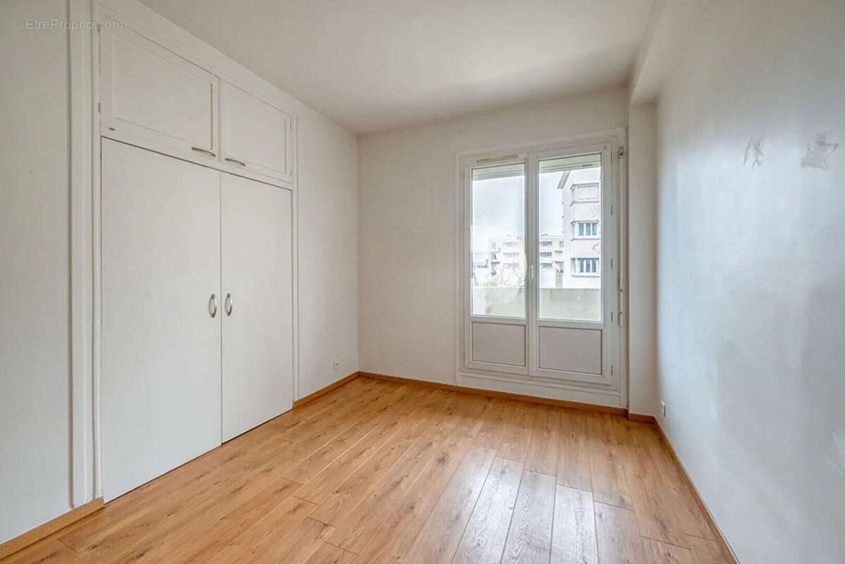Appartement 79m² à nanterre - photo 6