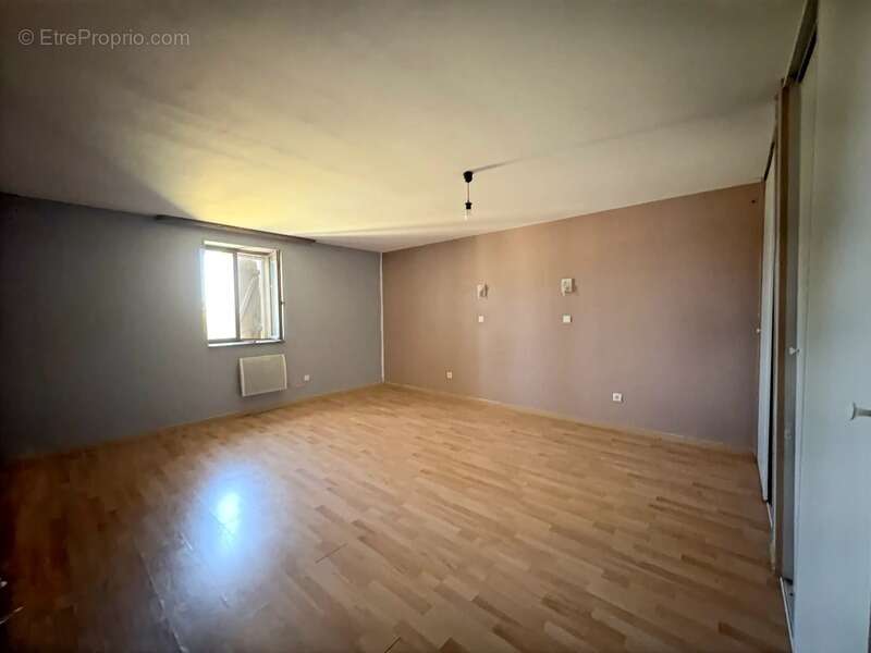 VAUCONCOURT NERVEZAIN (70) -  Propriété à vendre 6 pièces - 4 chambres - photo 6