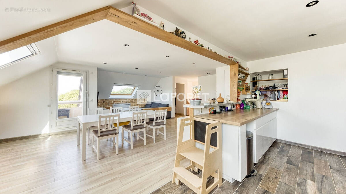 Appartement à ROISSY-EN-BRIE