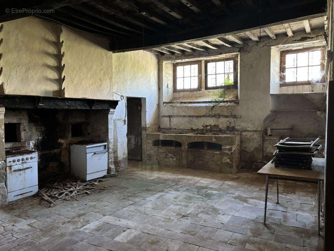 maison de village a réstaurer - photo 5