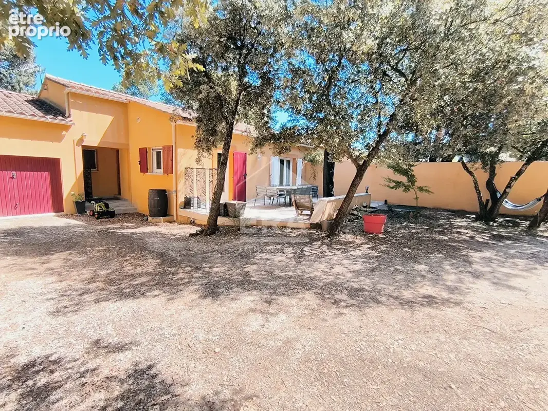Maison à MAZAN