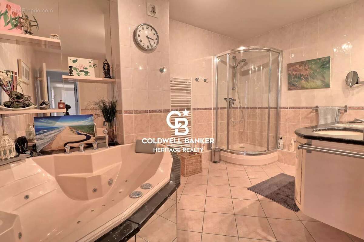 Appartement à SAINTE-FOY-LES-LYON