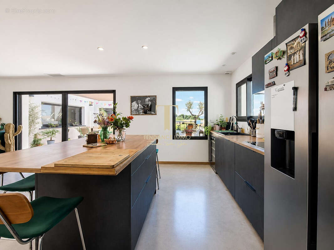 Maison 152 m² à Moussan  - photo 8