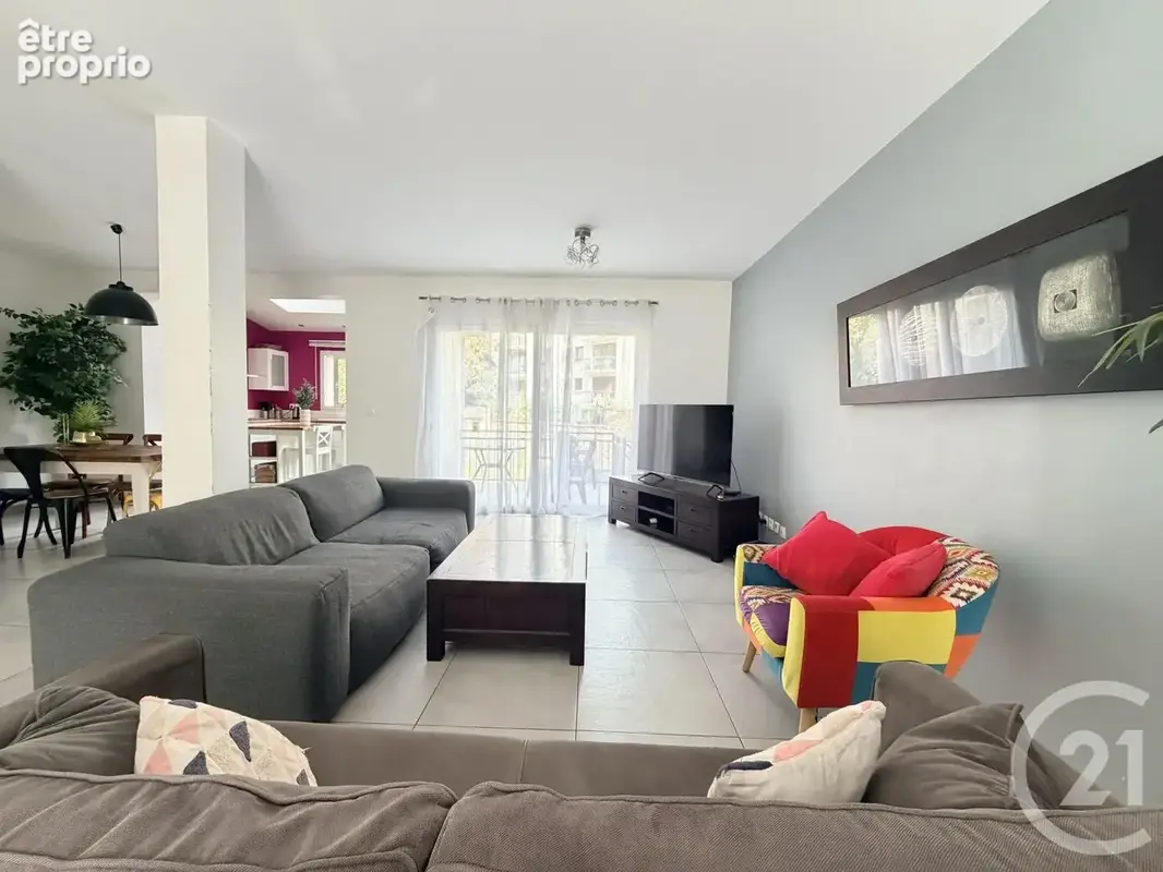 Maison 6 pièces 142 m² à vendre à Saint-Maur-Des-Fosses (94100) - photo 2
