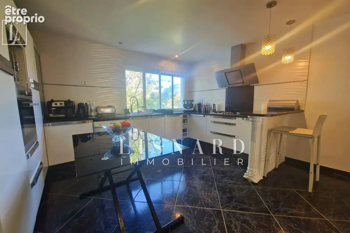 Maison 6 pièces 220 m² à vendre à Vallauris (06220) - photo 6