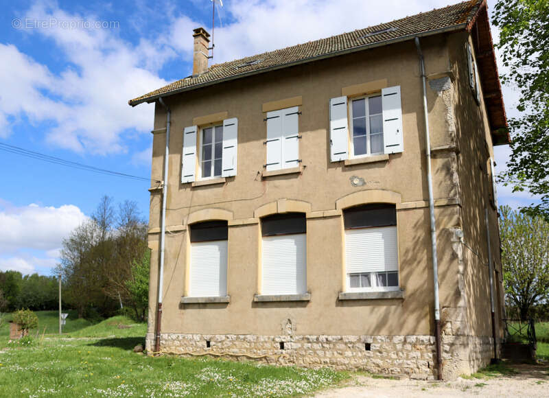 Maison à CUISEAUX