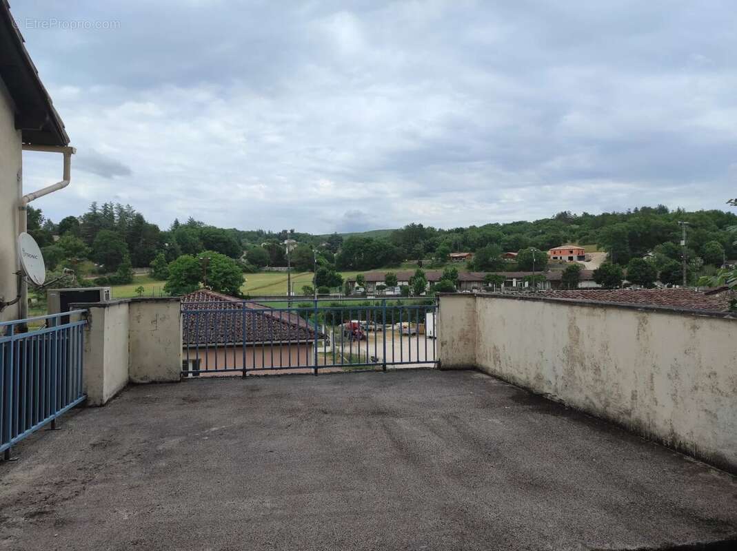 Maison à ARCAMBAL