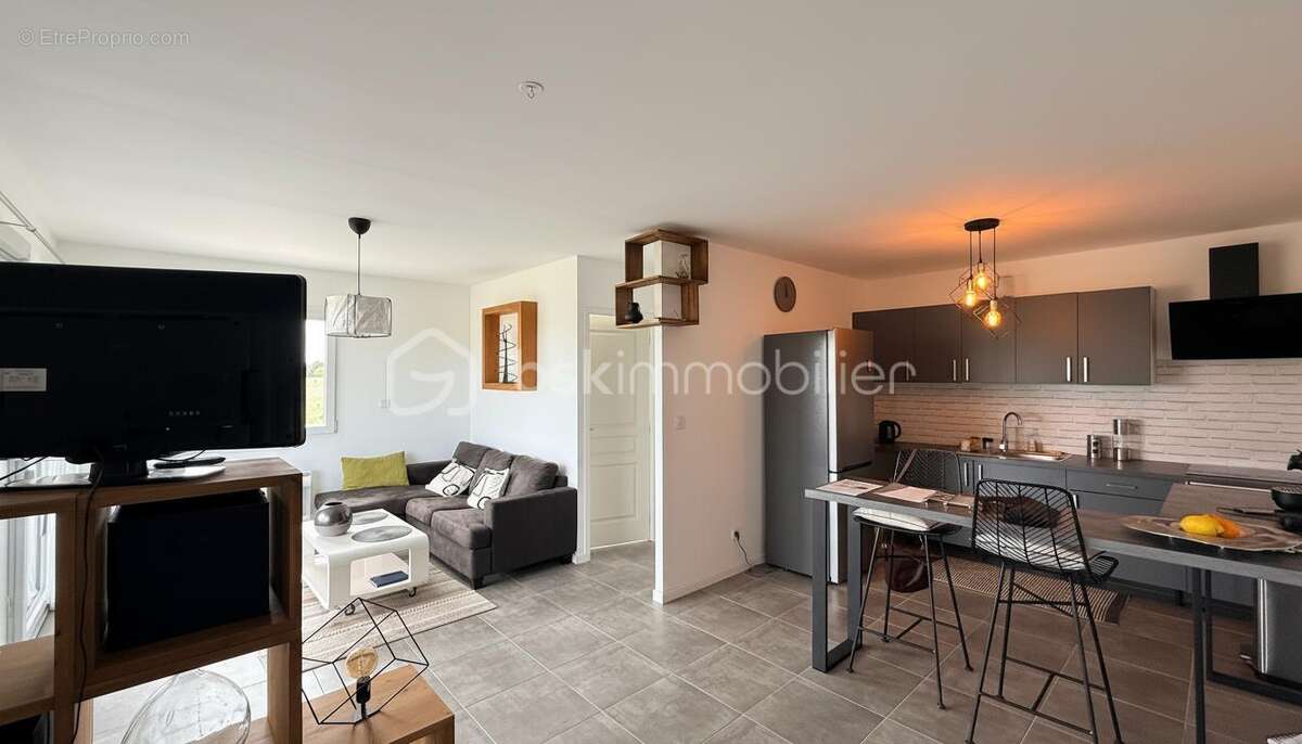 Appartement à ABEILHAN