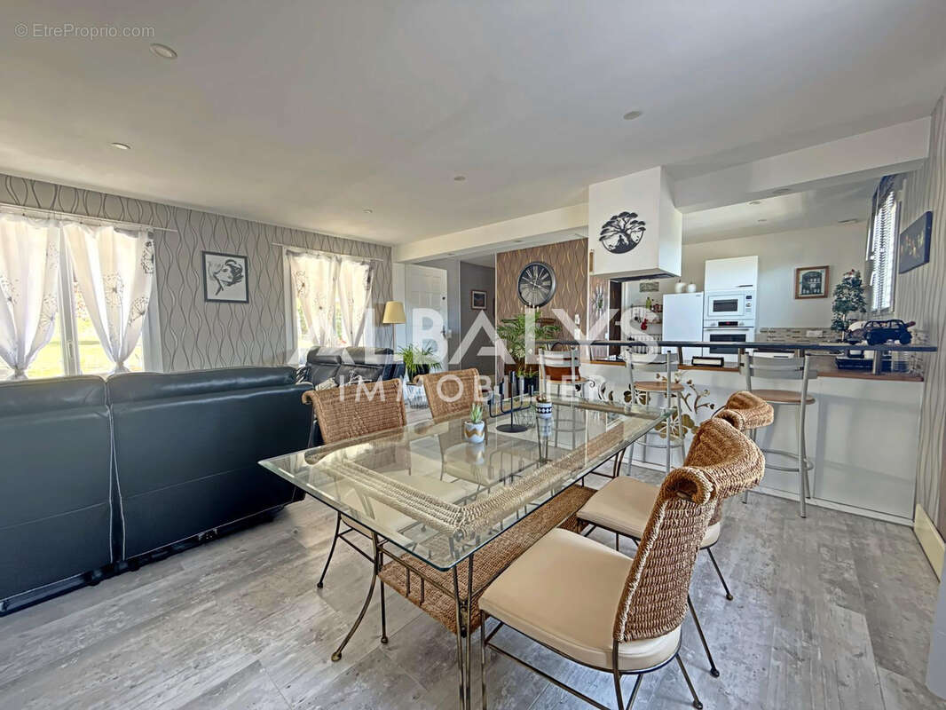 Maison de plain pied de type 4 - 12 minutes de Libourne - photo 2