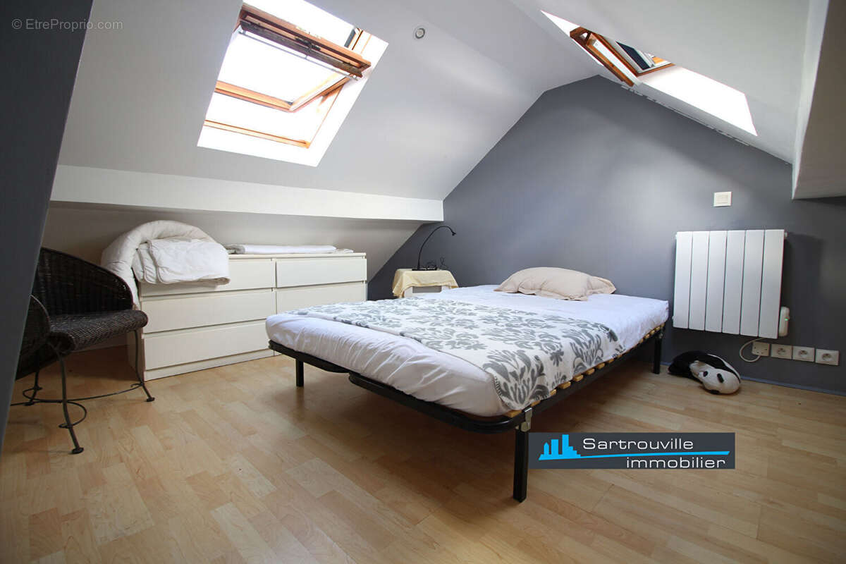 Maison à SARTROUVILLE